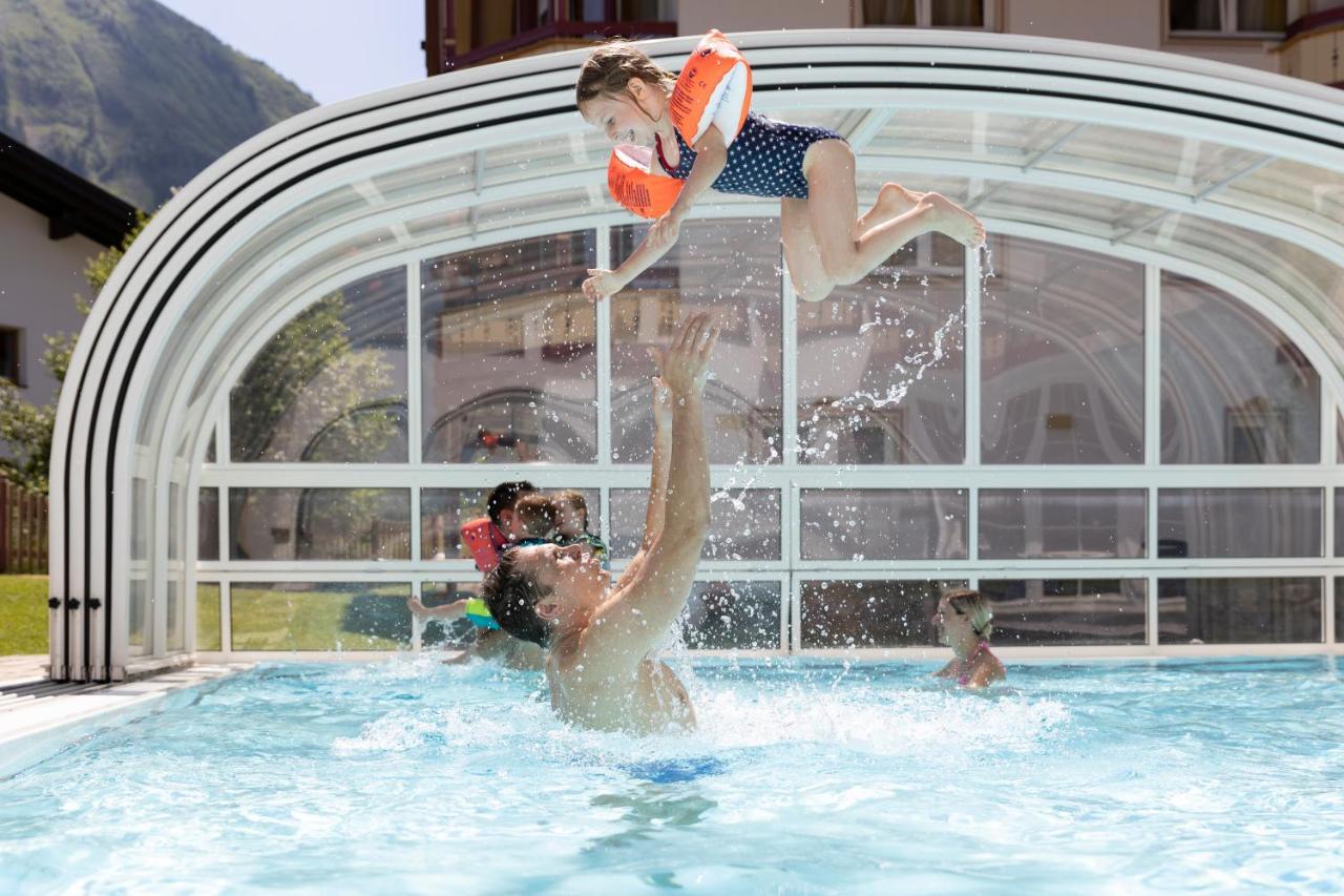 Familotel Kaiserhof - Families Only バーワング エクステリア 写真