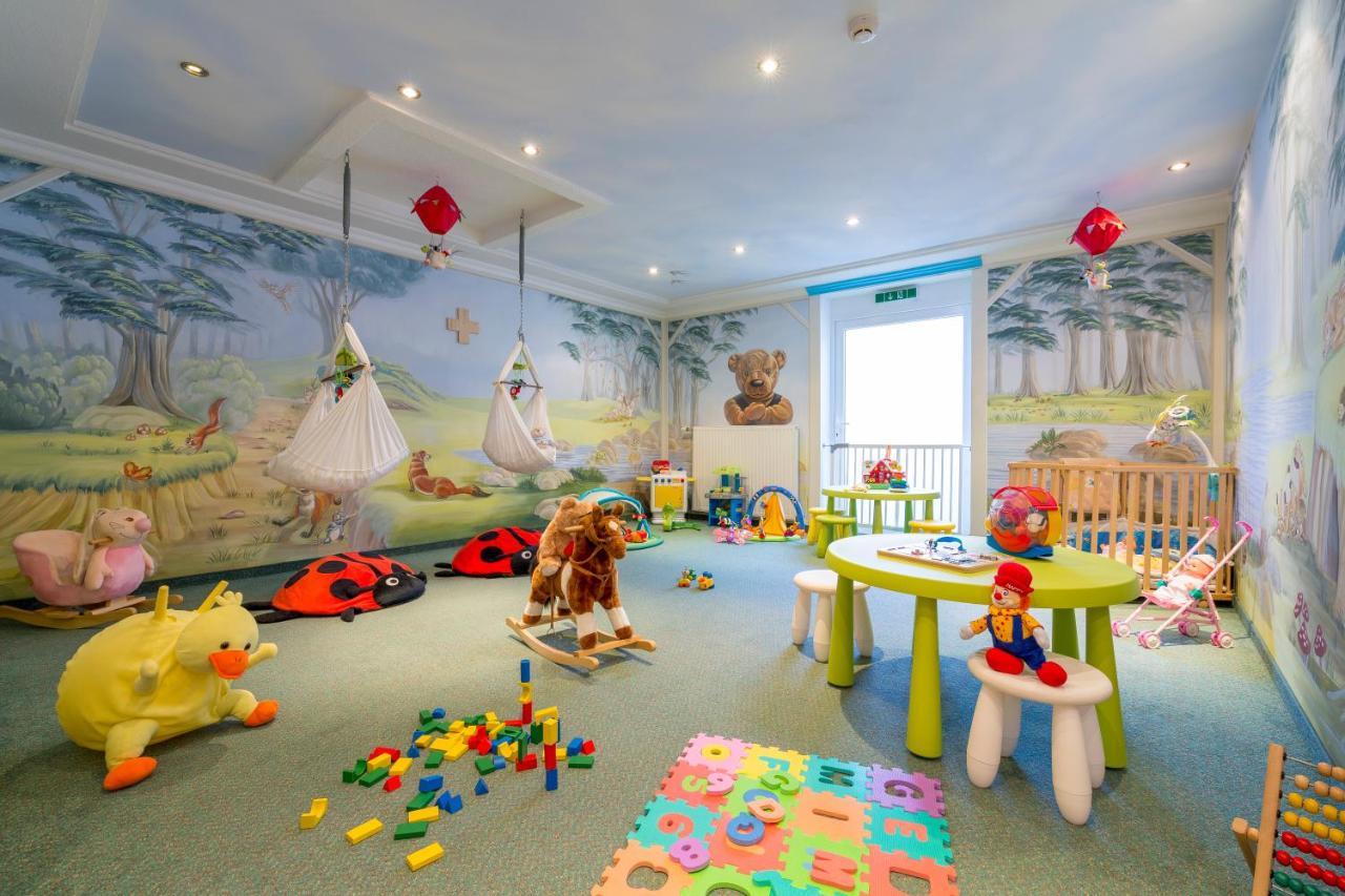 Familotel Kaiserhof - Families Only バーワング エクステリア 写真